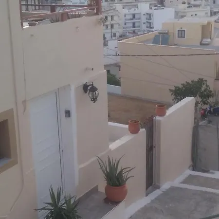 Διαμέρισμα Kelly's Sisamos